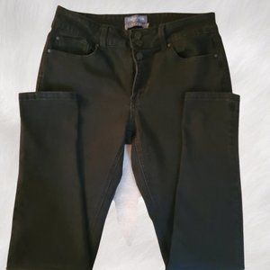 Indigo Rein 5-Pocket, 3 Front Button Black Skinny Jean